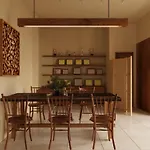 Happy Land Residence With Pool-City Centre For Big Group-Free Laundry Everyday